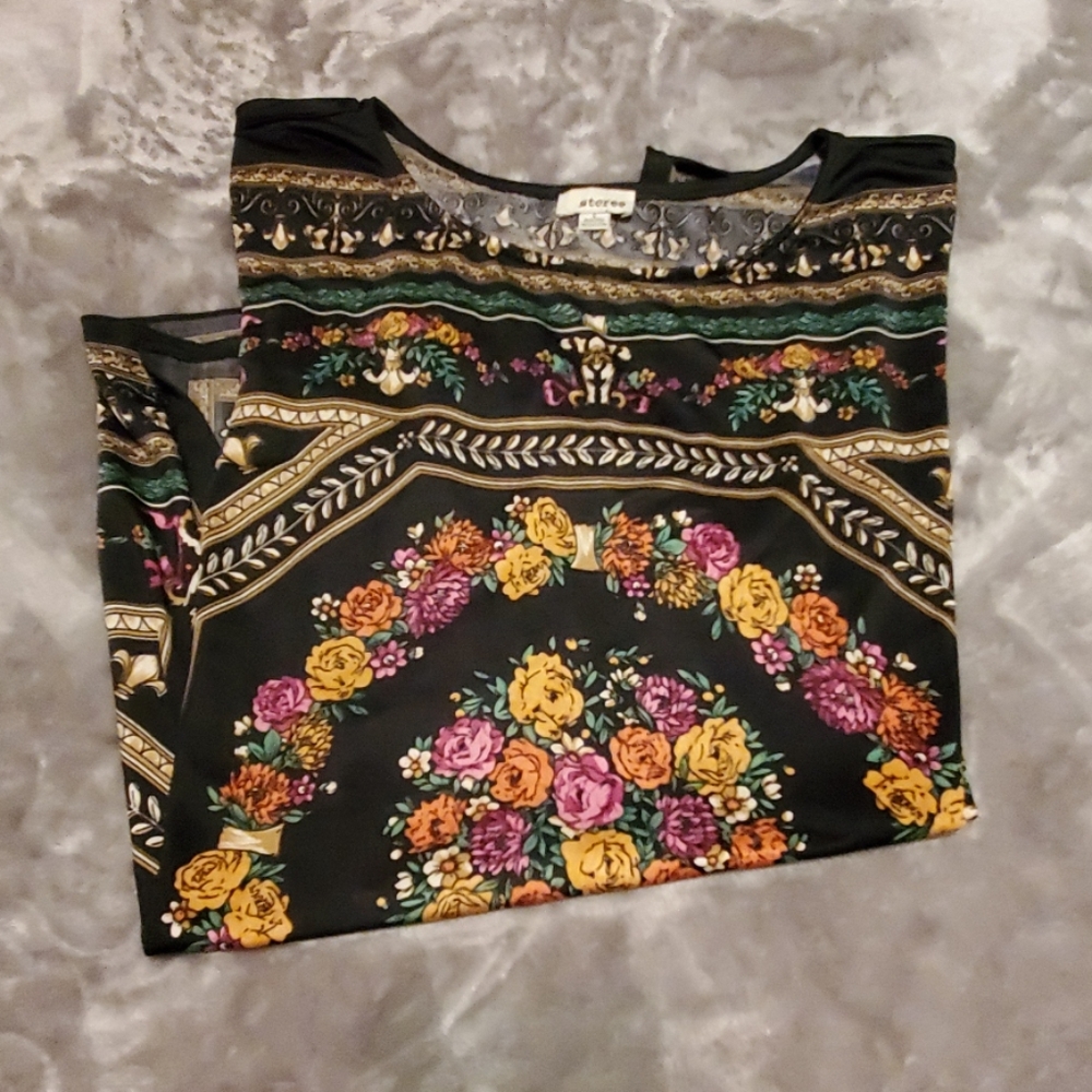 Storee Blouse Overlay